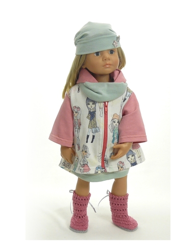 Вязаные сапожки - На кукле. Одежда для кукол, пупсов и мягких игрушек.