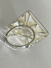 Аверон-перламутр  (кольцо из серебра)