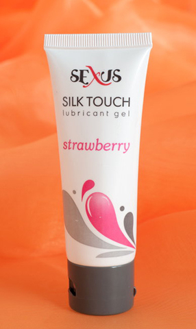 Увлажняющая гель-смазка с ароматом клубники Silk Touch Stawberry