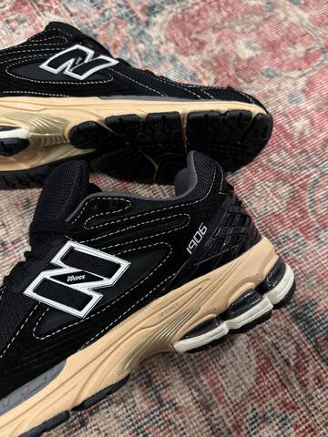 New Balance 1906