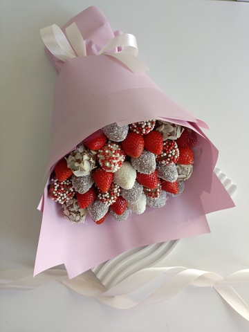 Букет из клубники в шоколаде 