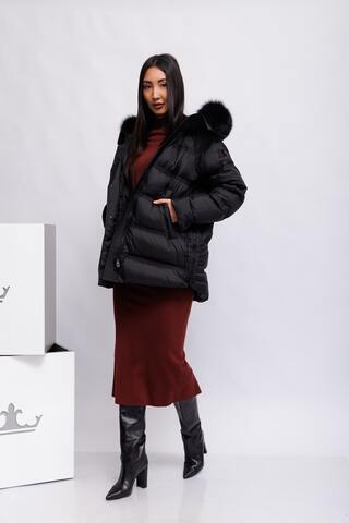 Peuterey Пуховик теплый с пушистой меховой оторочкой по капюшону