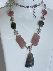 Сапфир (колье из серебра)