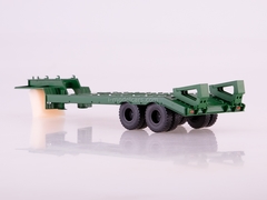 Semitrailer heavy carrier ChMZAP-5523 ​​green 1:43 AutoHistory