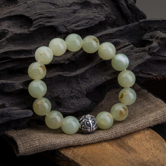 Браслет из буромского нефрита "Летучая мышь". Д 12мм.