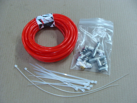 К-т для вывода сапунов УАЗ (4-х ступ. КПП/РК/мосты) цанговый зажим 