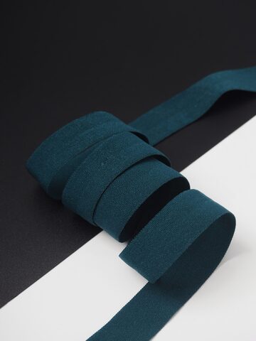 Бейка эластичная темно-зеленая матовая ширина 15 мм