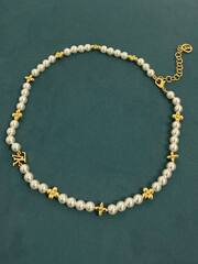 kole-choker-v-stile-lv-iz-zhemchuga