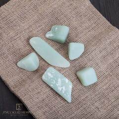 Галтованый нефрит. Морская волна.