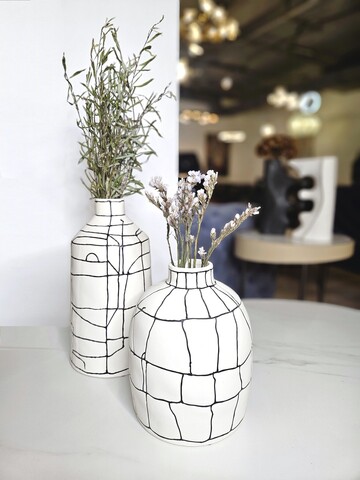 Ваза Black line narrow mouth vase B