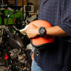 Часы мужские Casio GA-010-1A G-Shock