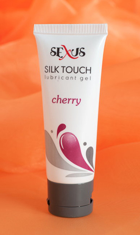 Увлажняющая смазка с ароматом вишни Silk Touch Cherry