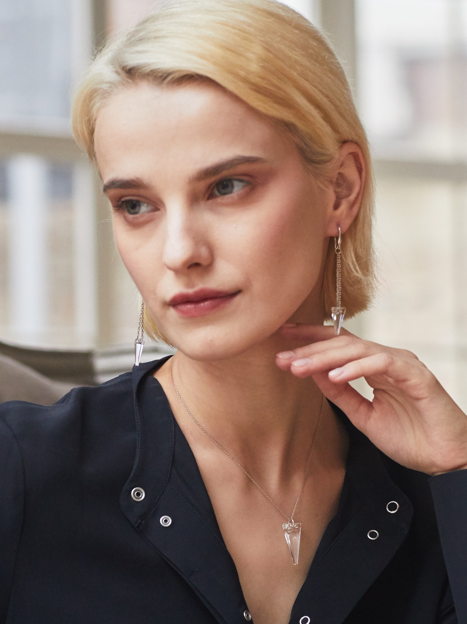 Серебряные серьги с кристаллами Swarovski