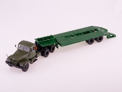 Semitrailer heavy carrier ChMZAP-5523 ​​green 1:43 AutoHistory