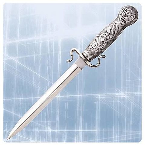Assassin's Creed II Ezio Belt Dagger Replica