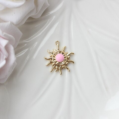 Подвеска Солнце с эмалью, розовый, 22*19 мм, позолота, П1030