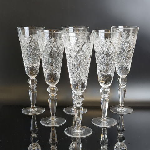 Шикарные фужеры набор из 6 штук на изящной ножке алмазная грань, геометрический орнамент, 21 см, (объём -? мл), винтаж СССР 1970-1990 гг