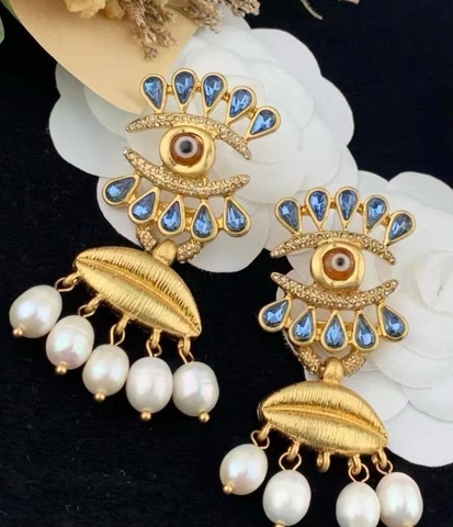 Длинные серьги в стиле Schiaparelli с голубыми каплями и подвесками из жемчуга