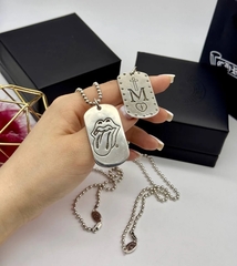 Колье-цепочка с подвеской жетоном в стилистике CHROME HEARTS