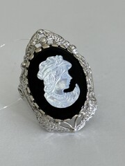 Камея (серебряное кольцо)