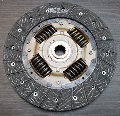 СЦЕПЛЕНИЕ В СБОРЕ ELANTRA HD, i30 FD, CEED ED, CERATO TD, RIO JB 5MT PHC VALEO 215мм 4130022710+4110022715+4142123010