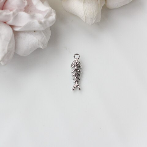Подвеска Скелет рыбки 18*6 мм, родий, П159