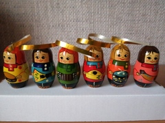Матрешки -елочные украшения
