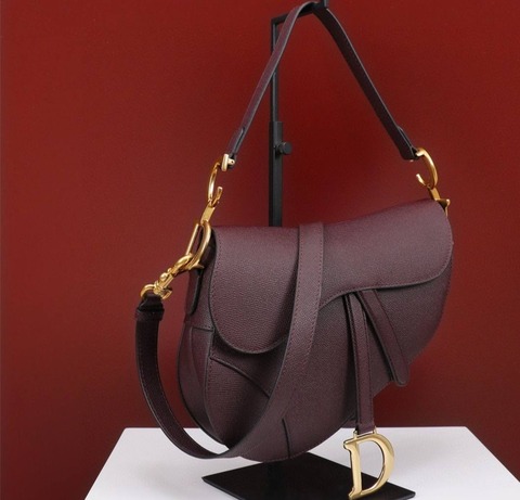 Сумка Dior Saddle с ремнем бордовый