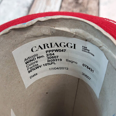 Стрейчевый меринос CARIAGGI / WIND 2/54 красный