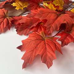 Кленовые листья на ветке Желто-оранжевые, осенние, 70 см., набор 3 ветки.