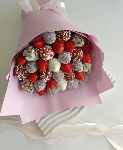 Букет из клубники в шоколаде 