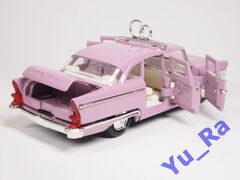 GAZ-13 Chaika Wedding day Agat Mossar Tantal 1:43