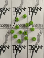 Пуговица пластиковая четырехпрокольная (Пластик, 12, Салатовый)