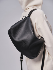 Сумка кожаная на плечо багет черная