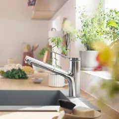 Смеситель для кухни 150, выдвижной излив, хром Hansgrohe Zesis M33 74800000