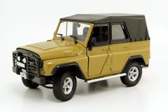 UAZ-Hunter 4x4 2004 with awning Autobahn Bauer 1:24