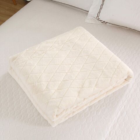 Плед 160х220 Sofi De MarkO Элайза молочный