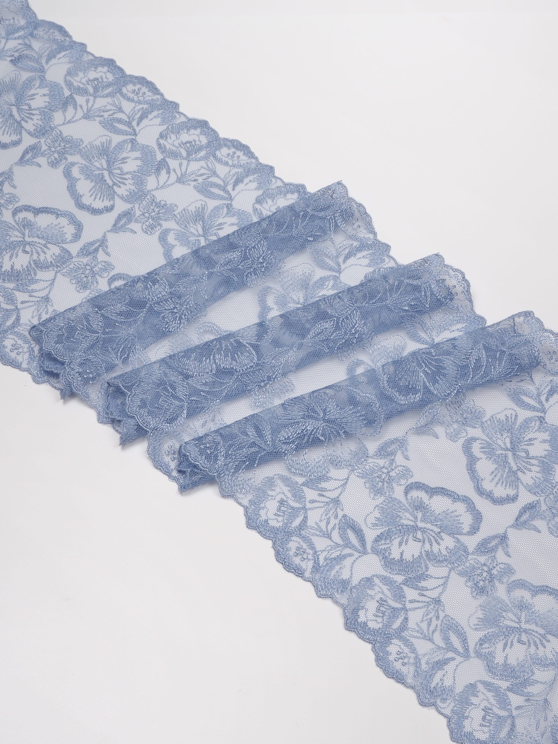 Кружево вышивка на сетке исландский голубой неэластичная ширина 22 см