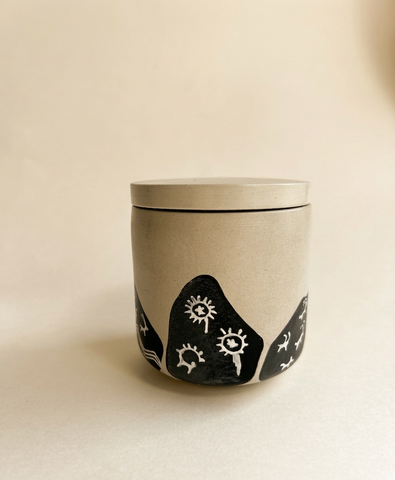 Этно свеча с ручной росписью «Петроглиф»