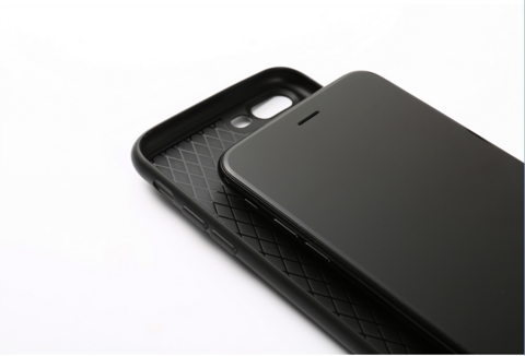 Чехол пластиковый "карбон" (мягкий) для IPhone 6/6s/6 PLUS/6s PLUS/7/7Plus