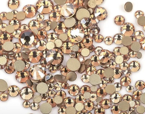 Стеклянные стразы  (размер микс) 1140шт, цвет светлая бронза