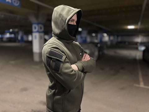 Утепленный зиппер с маской в капюшоне 
