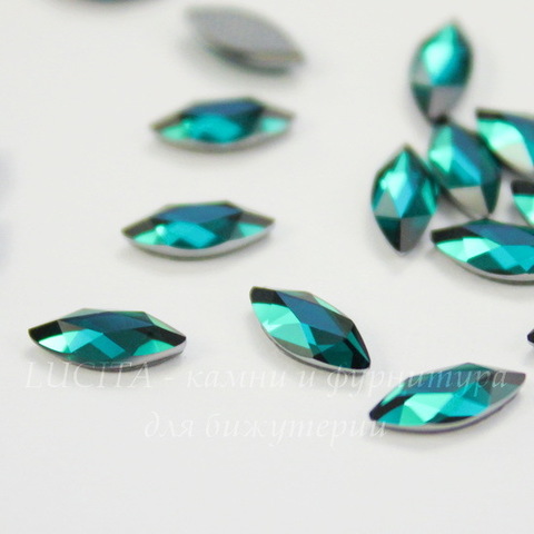 2201 Стразы Сваровски горячей фиксации наветте Emerald (8х3,5 мм)