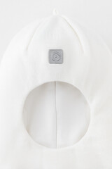 шапка  для девочки  КВ 20283/24ш/белый