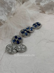 Пуговицы серебристые с синими камнями стразами