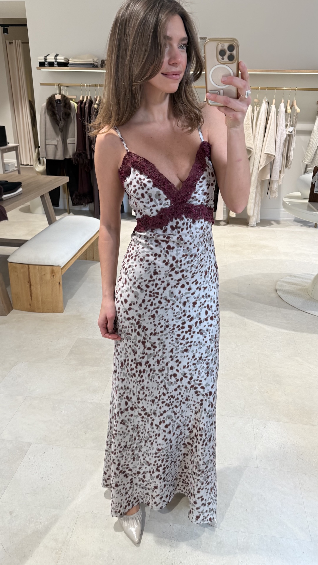 Сарафан с леопардовым узором и с кружевом