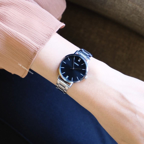 Часы Casio LTP-VT02D-1A