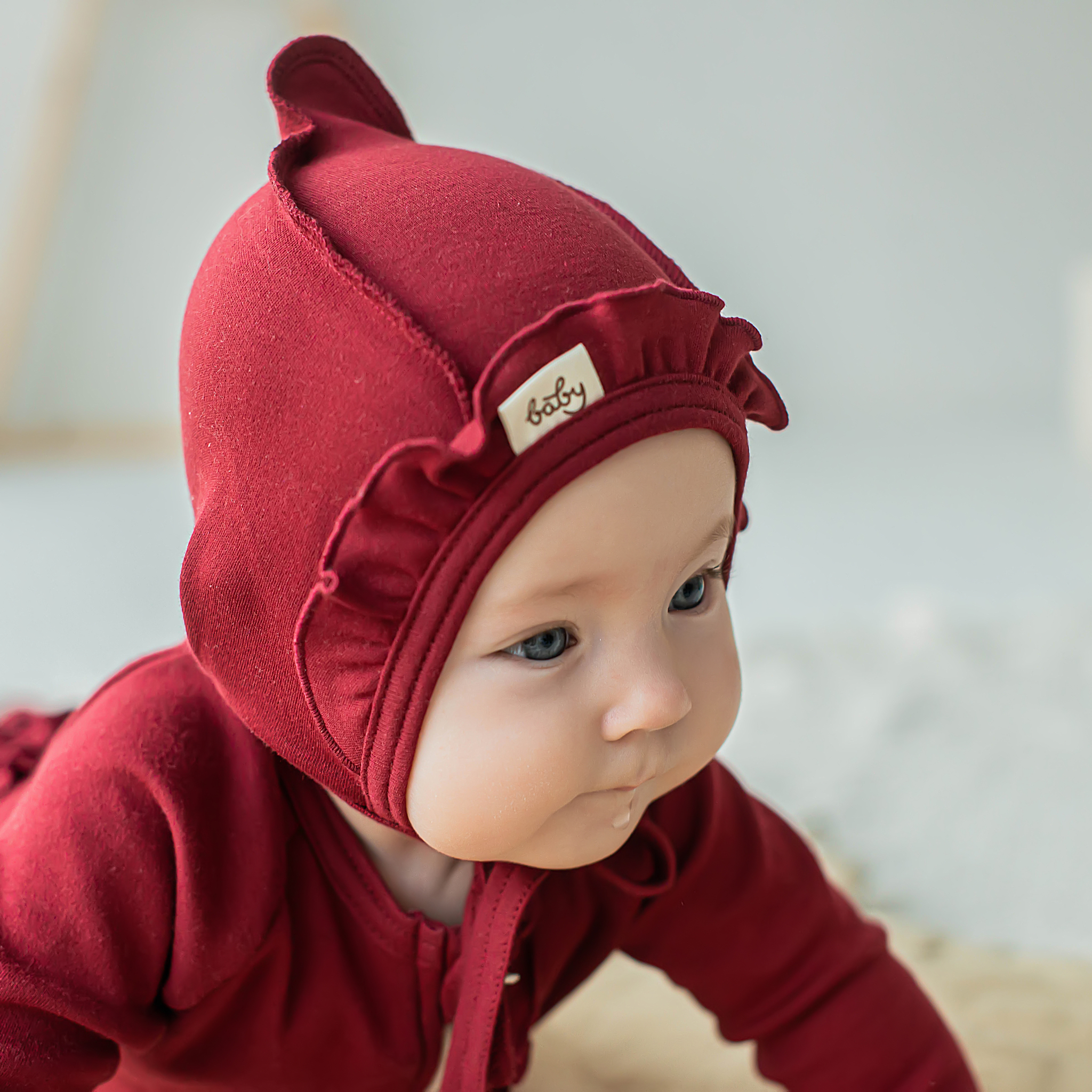Ruffled baby hat 3-18 months - Сherry
