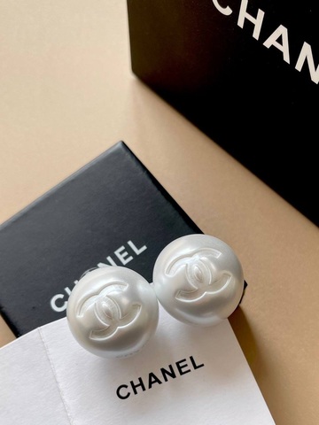 Серьги Chanel