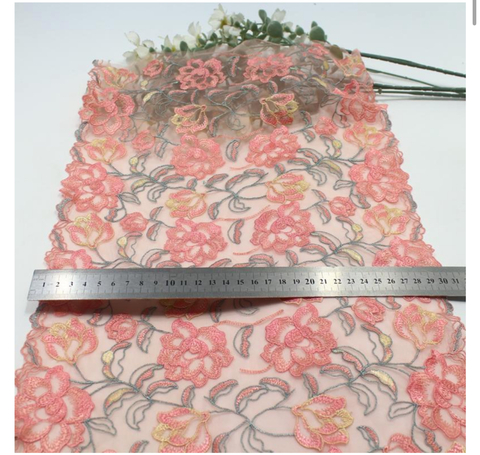 Вышивка на сетке персик/цветы 29 см